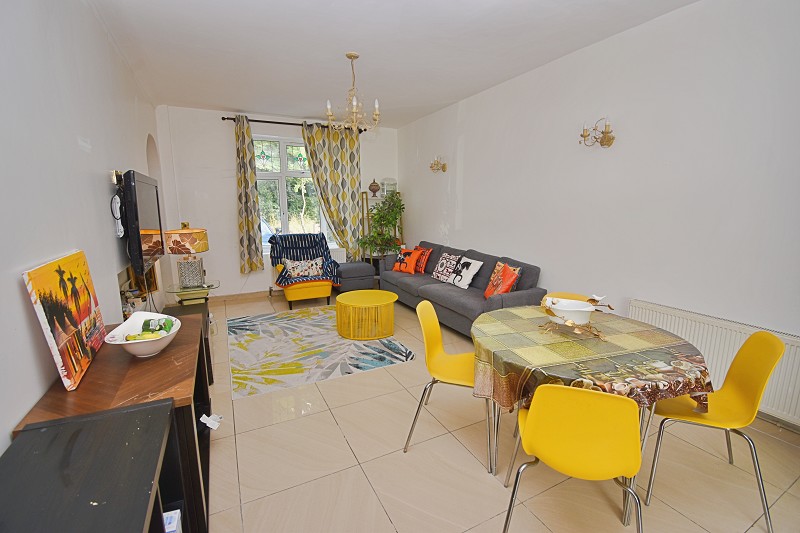 Property thumbnail 11