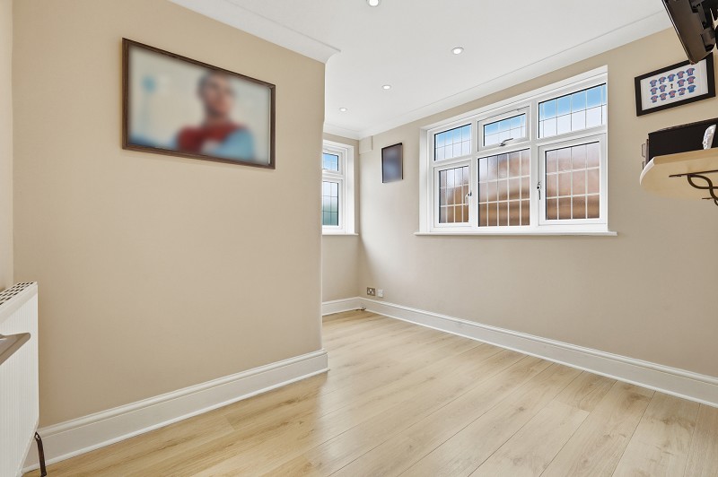 Property thumbnail 11