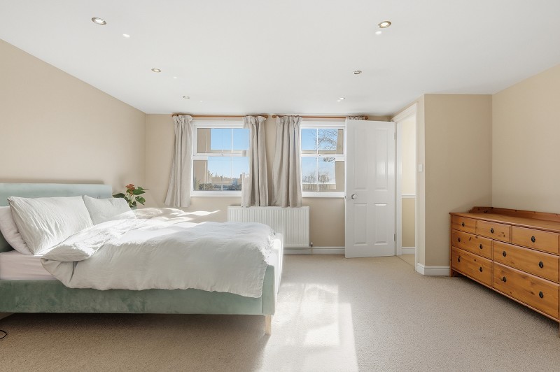 Property thumbnail 24