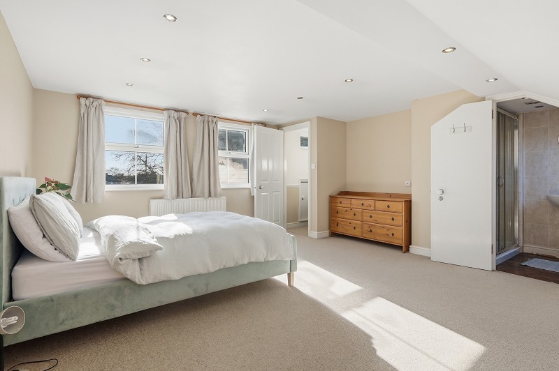 Property thumbnail 25