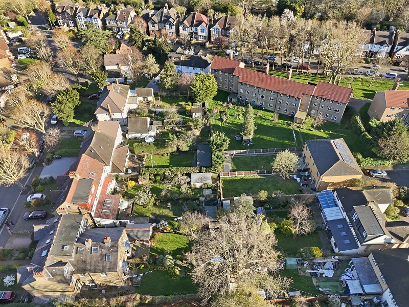 Property thumbnail 36
